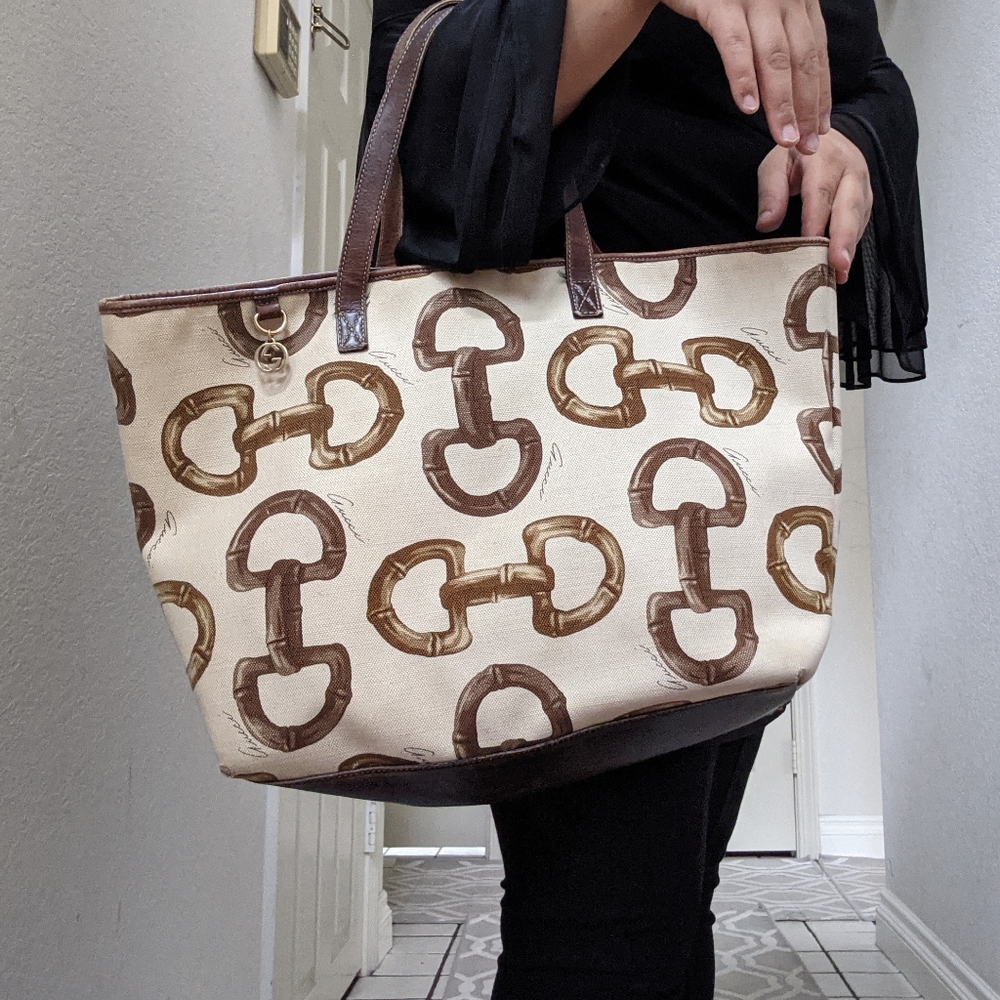 Authentic Gucci shoulder bag - Picture 1 of 15